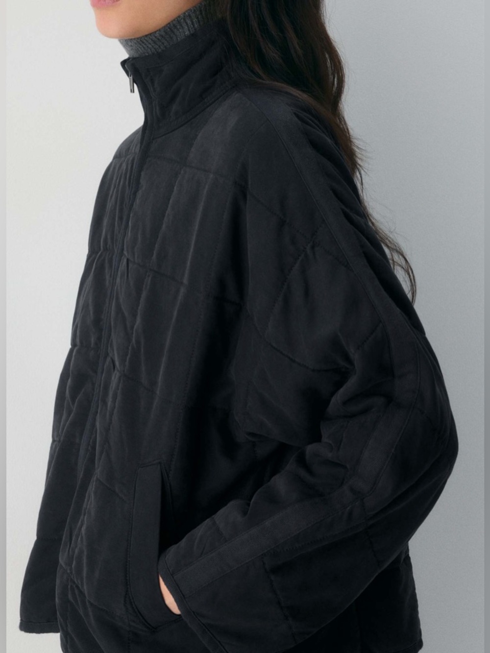 Aritzia Little Moon Remote Jacket Black - Size Medium - Picture 5 of 11